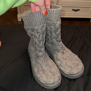 Knit Uggs